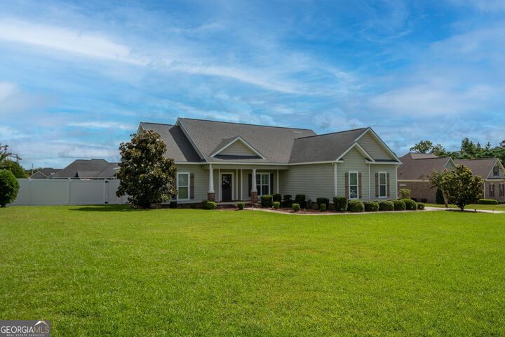 Property Photo:  401 Jacob Court  GA 30461 