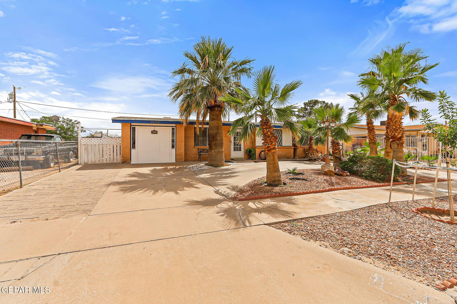 Property Photo:  8204 Valle Sonata Way  TX 79907 