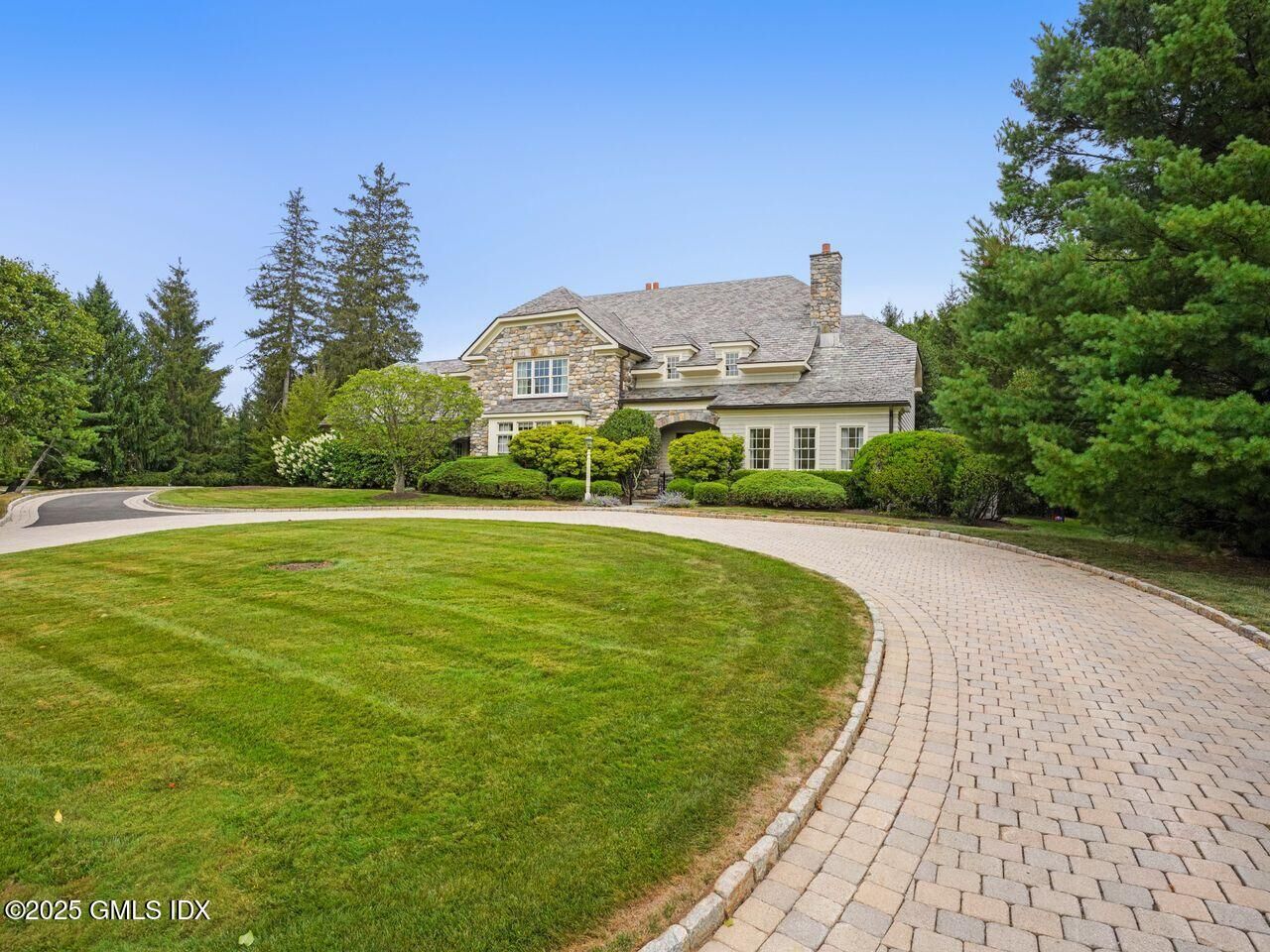 Property Photo:  25 Chieftans Road  CT 06831 