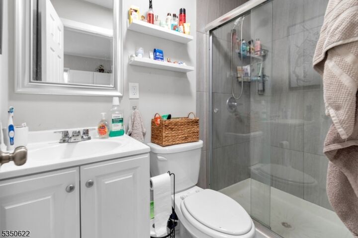 Property Photo:  26 Grand St 2  NJ 07026 