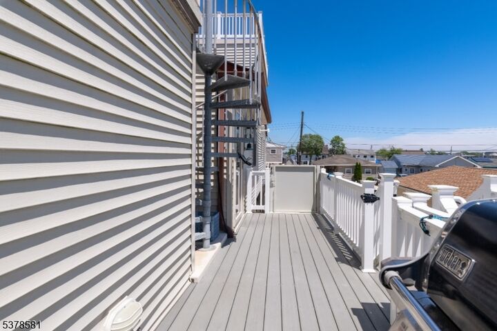 Property Photo: 35 W Mohawk Dr NJ 08087