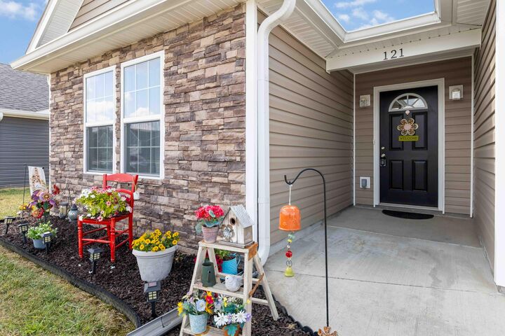 Property Photo: 121 Michelle Ann Court KY 40330