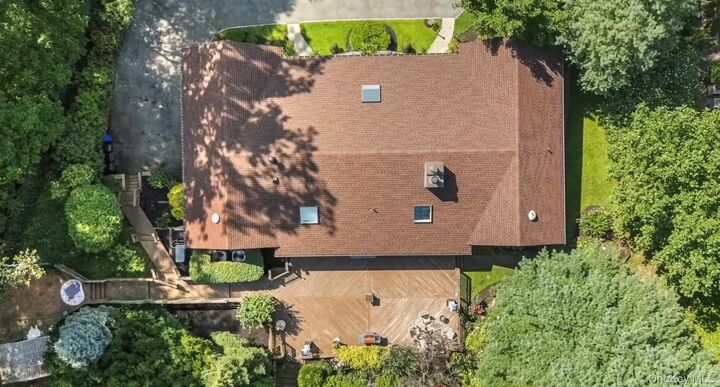 Property Photo:  23 Medford Lane  NY 10583 