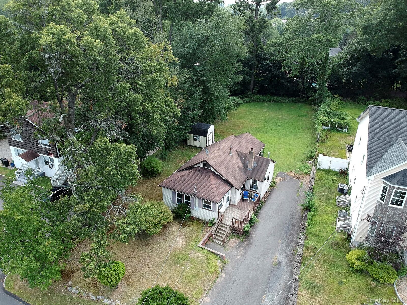 Property Photo:  10 Birchwood Avenue  NY 10954 