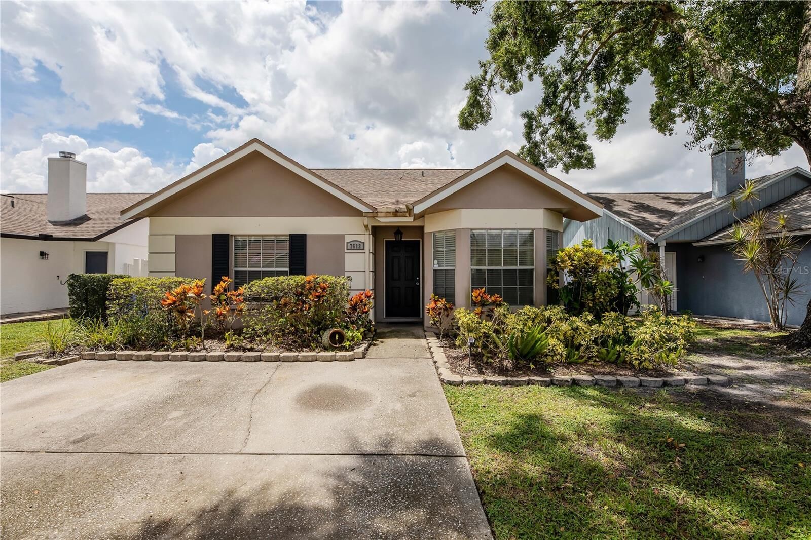 Property Photo:  7612 Caracal Court  FL 33625 