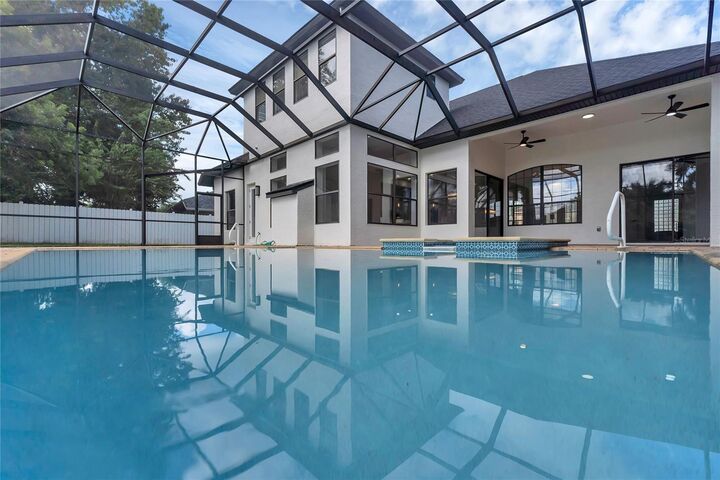 Property Photo:  102 Evans Drive  FL 32164 