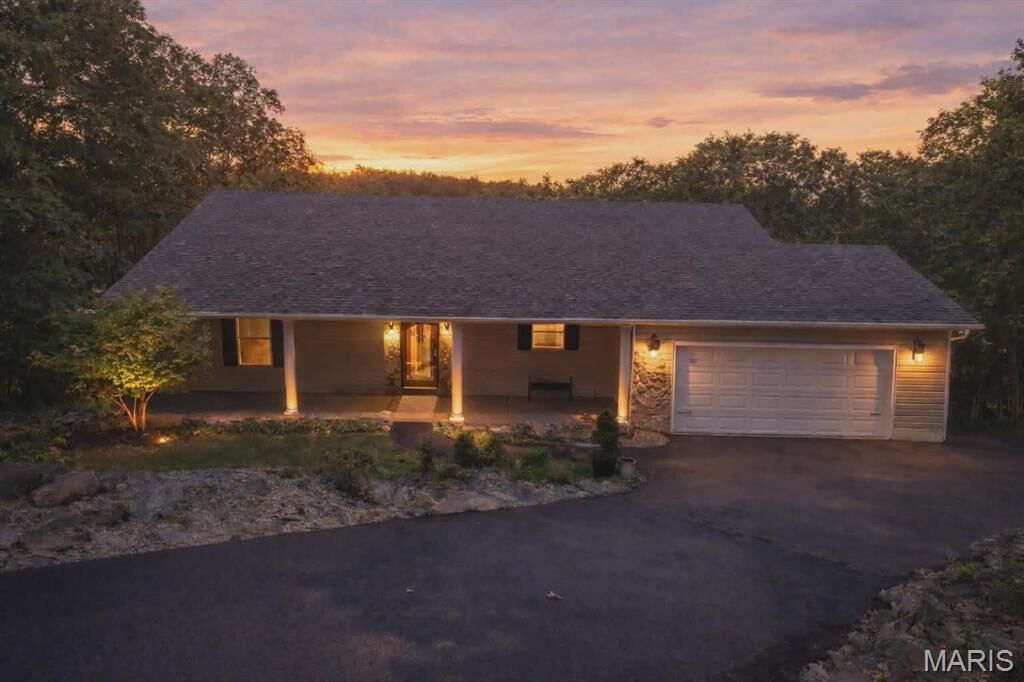 Property Photo: 1509 S Lake Sherwood Drive MO 63357