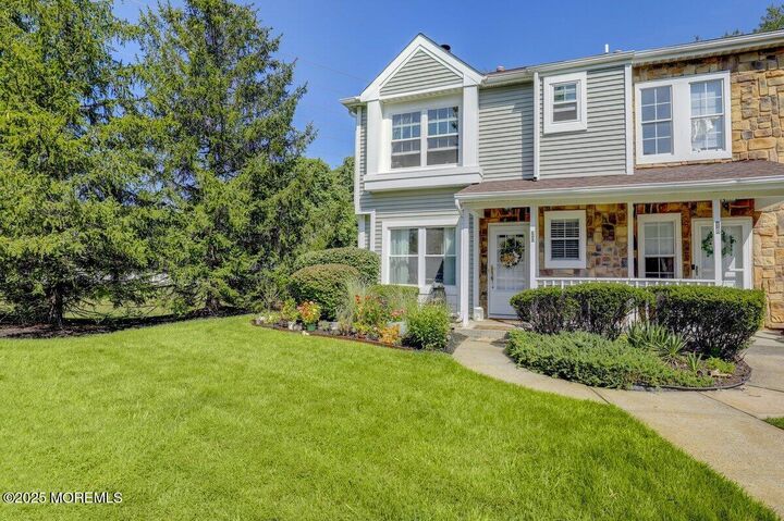 Property Photo:  20 Stirrup Court  NJ 07753 