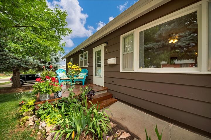 Property Photo:  914 Pinedale Drive  SD 57783 