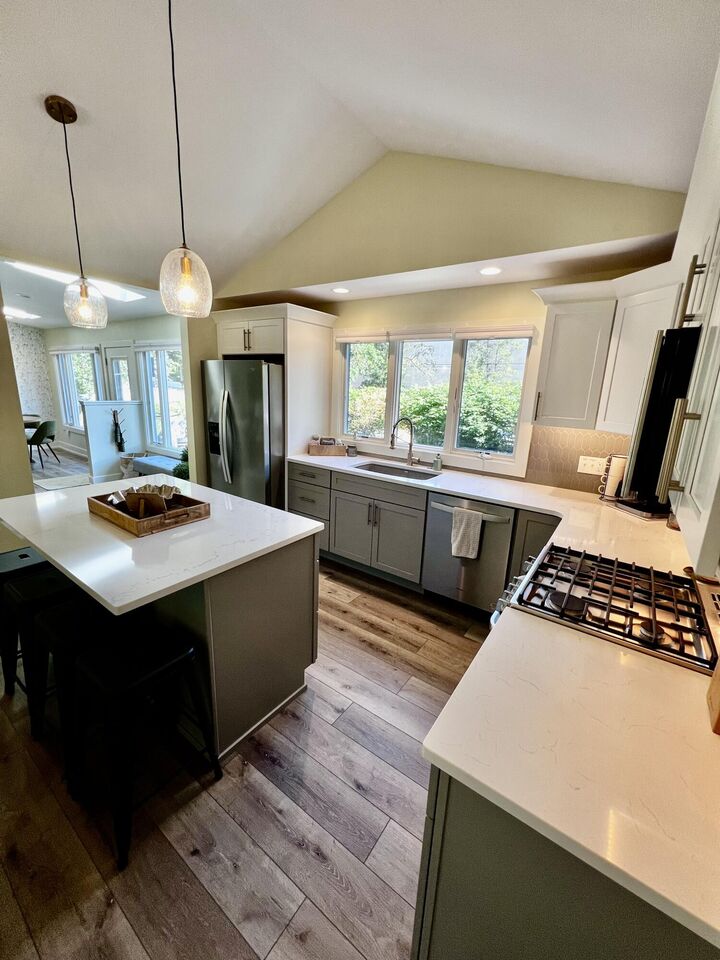 Property Photo:  408 Mason Street  MI 49453 