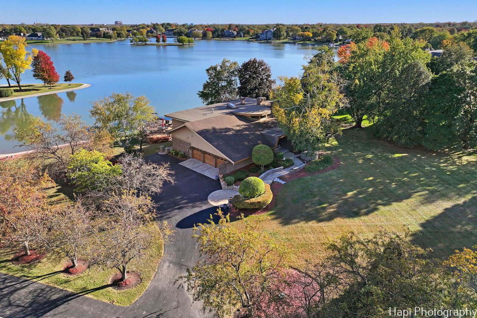 Property Photo: 58 Watergate Drive IL 60010