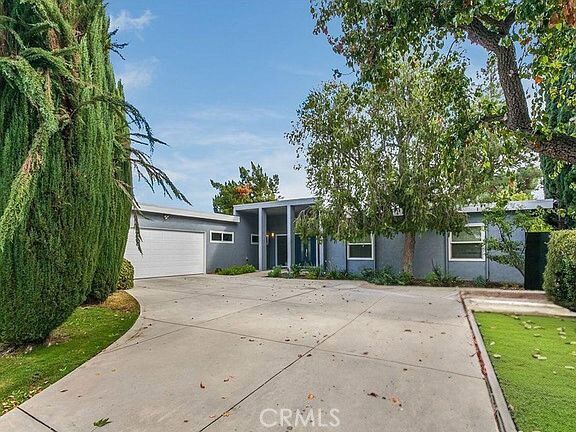 Property Photo: 6236 Capistrano Avenue CA 91367