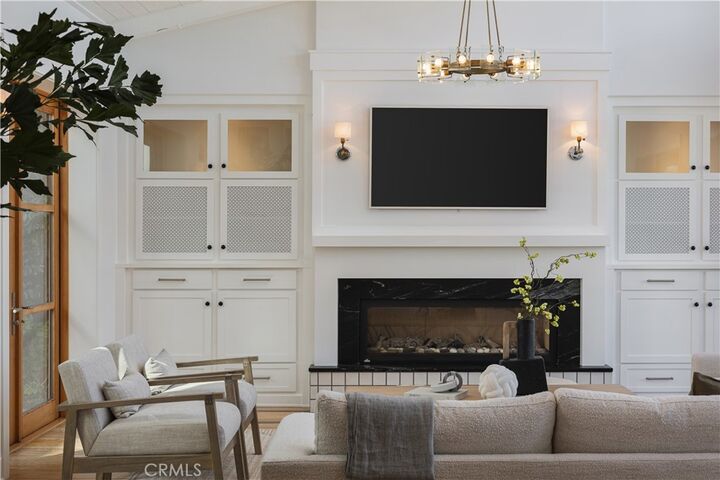 Property Photo: 2217 Laurel Place CA 92663