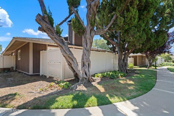 Property Photo:  28551 Conejo View Drive  CA 91301 