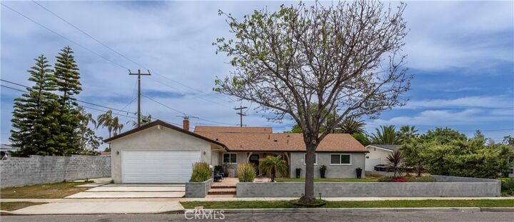 2750 San Carlos Lane  Costa Mesa CA 92626 photo