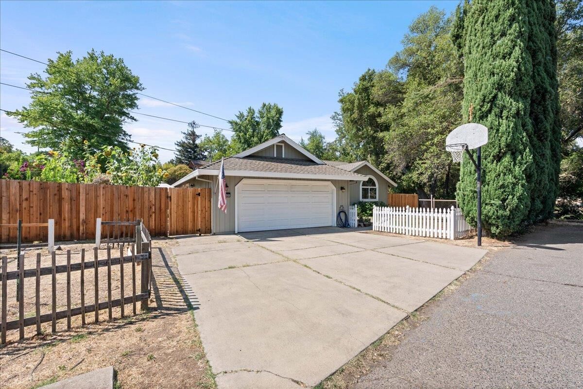 Property Photo: 8031 Mariposa Avenue CA 95610