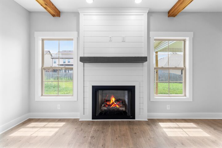 Property Photo: 1056 Cherry Blossom Ln TN 37040