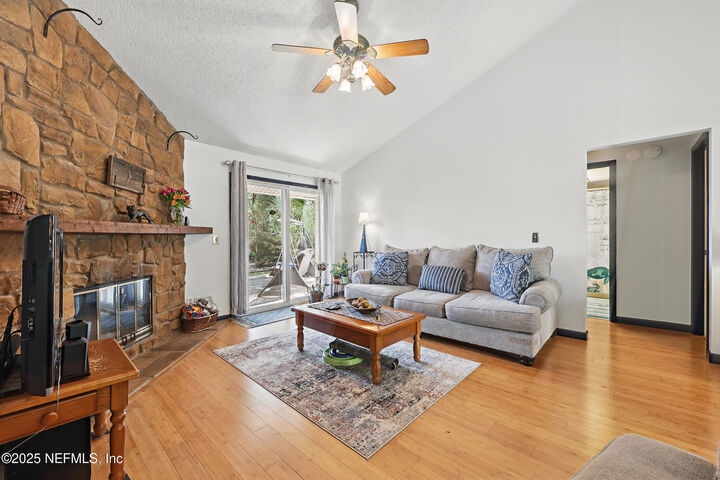 Property Photo: 10173 Summer Pines Court FL 32257