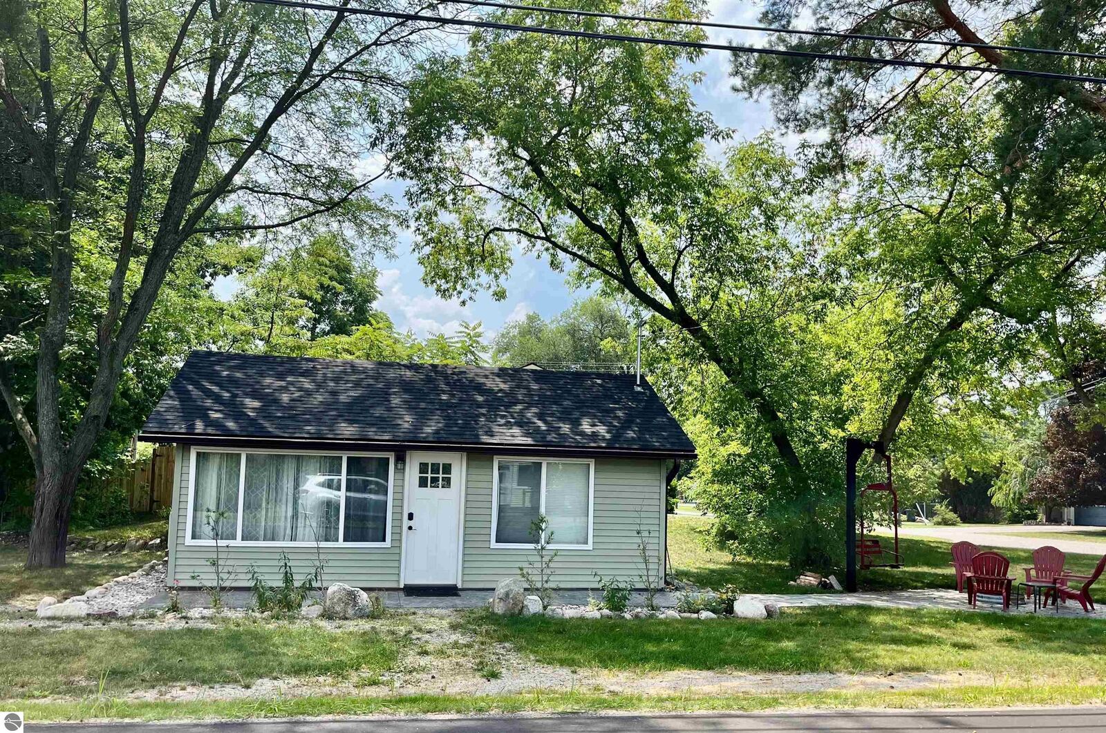 Property Photo:  402 E Broad Street  MI 49615 
