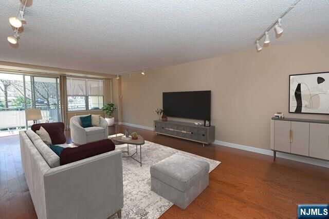 Property Photo:  301 Beech Street 3A  NJ 07601 