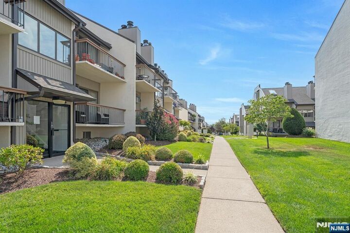 Property Photo:  302 Hackensack Street 303  NJ 07075 