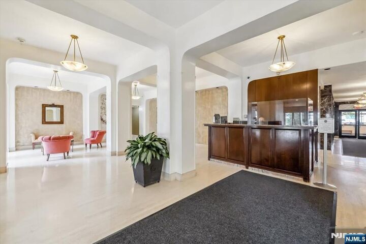 Property Photo:  555 North Avenue 23C  NJ 07024 