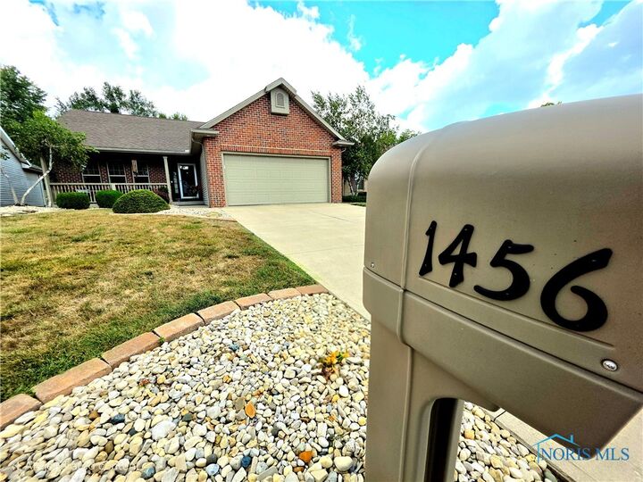Property Photo: 1456 Plum Creek Drive OH 45840