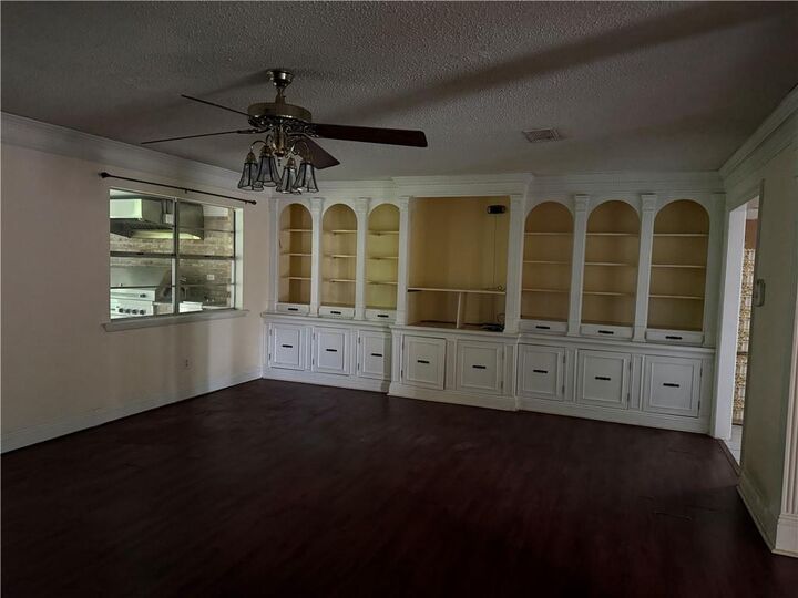 Property Photo: 604 Lake Superior Drive LA 70461