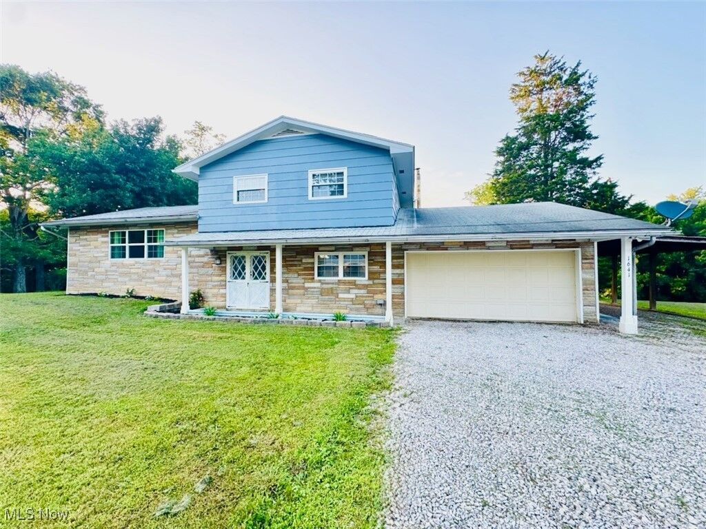 Property Photo: 1641 Valley Mills Road WV 26184