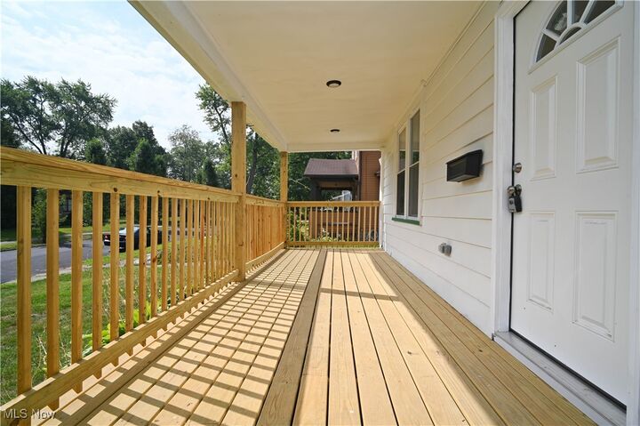 Property Photo:  120 S Whitney Avenue  OH 44509 