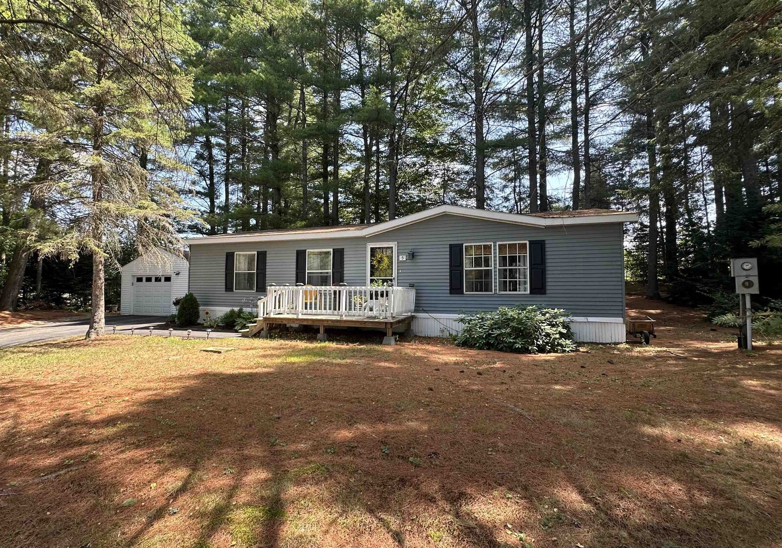 Property Photo: 5 Popple Way NH 03773
