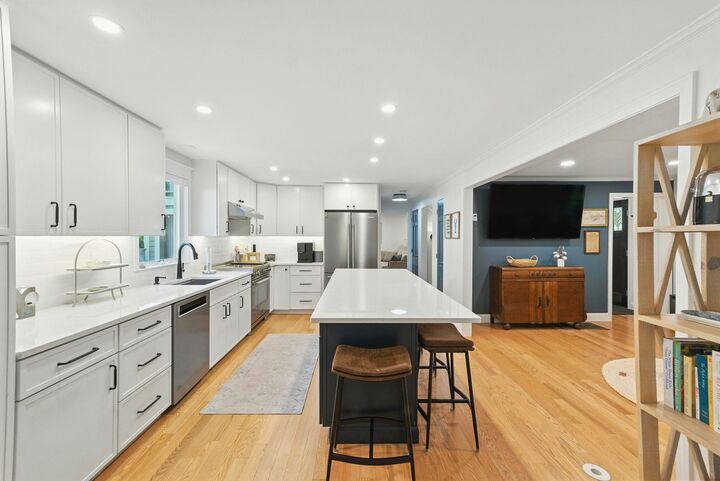 Property Photo:  9 Dattillo Road  NH 03038 