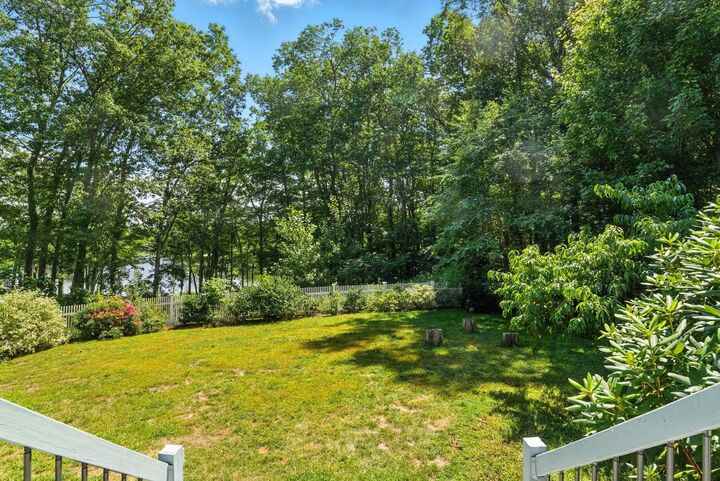 Property Photo: 9 Dattillo Road NH 03038