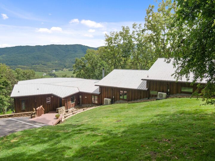 Property Photo:  3418 Deer Run Road  VA 24060 