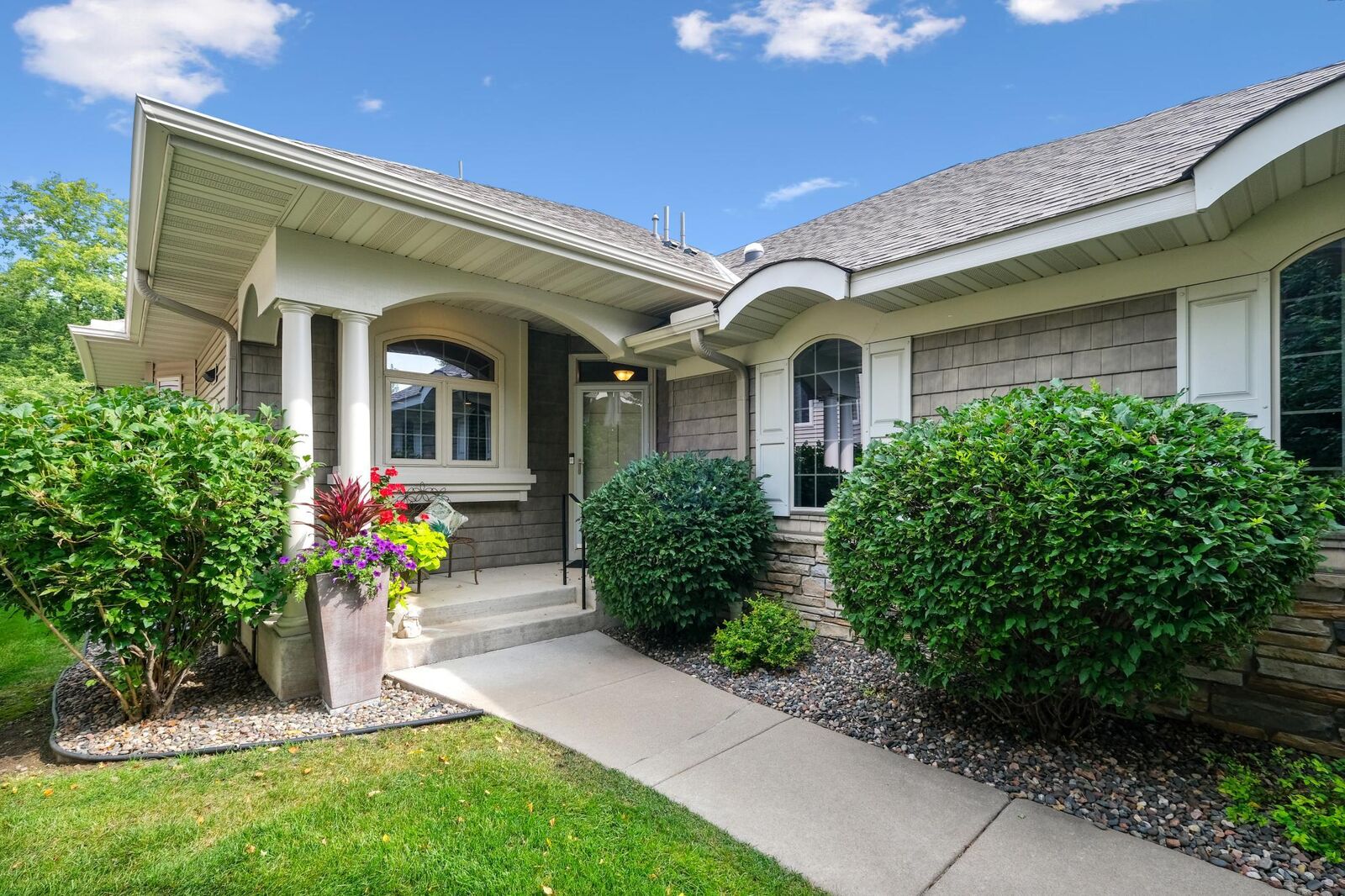 Property Photo: 14004 45th Avenue N MN 55446