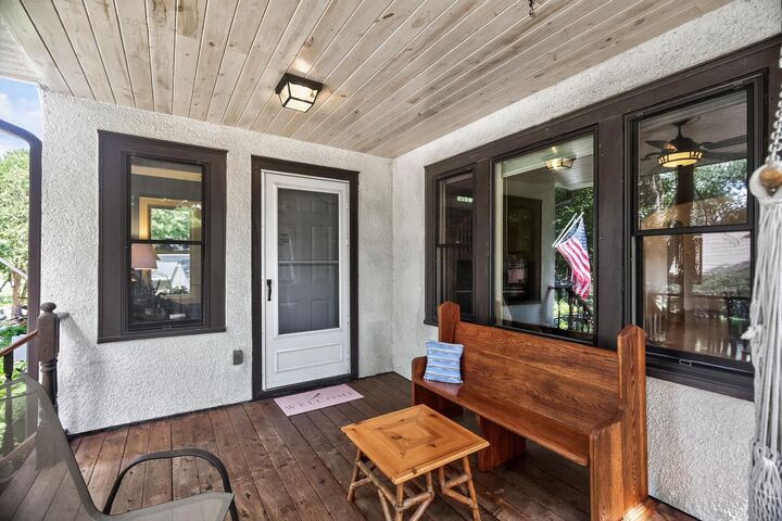 Property Photo: 529 Arthur Street MN 55343