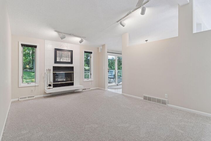 Property Photo:  2571 Schaller Drive E  MN 55119 