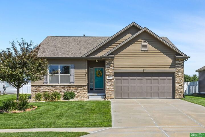 2122 Skyhawk Avenue  Papillion NE 68133 photo