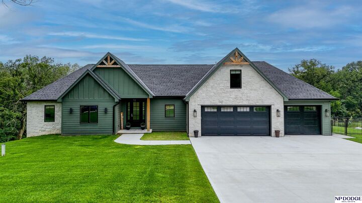 Property Photo:  23056 Frontier Lane  IA 51534 