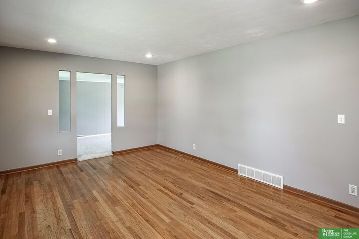 Property Photo:  2105 S 123rd Avenue  NE 68144 