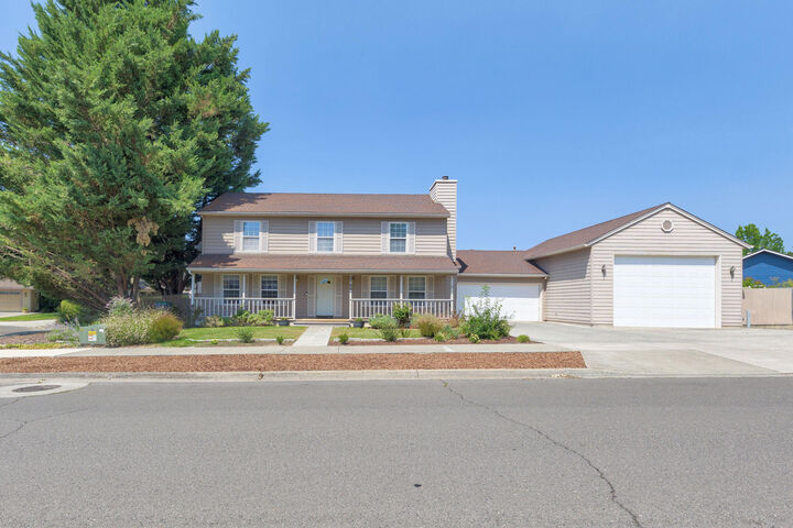 Property Photo: 2769 Stonebrook Drive OR 97504