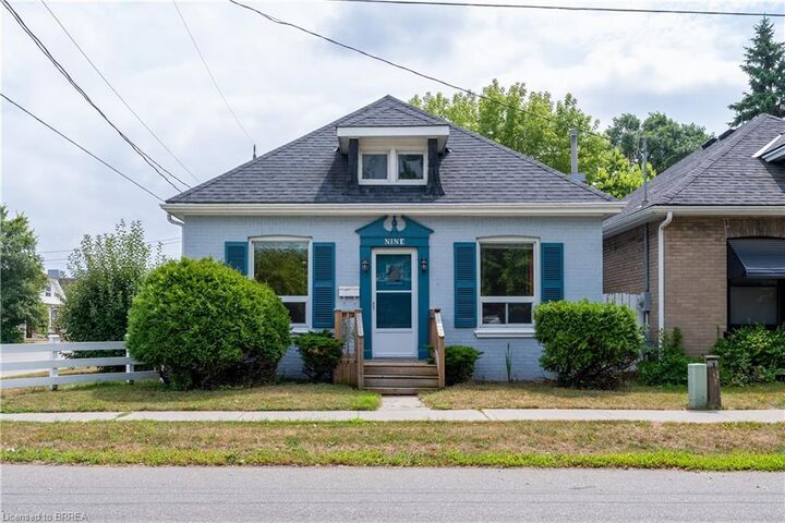 9 Dundee Street  Brantford ON N3R 4L9 photo