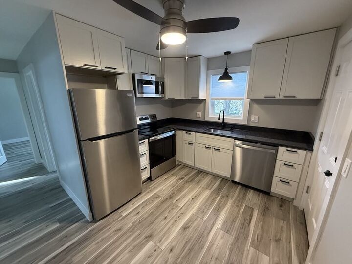 Property Photo:  12 Hunnewell Rd 2R  MA 01606 