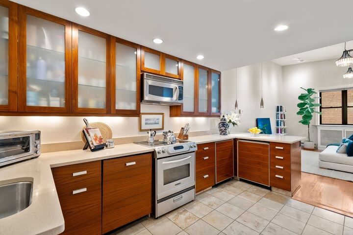 Property Photo:  9 Appleton St 406  MA 02116 