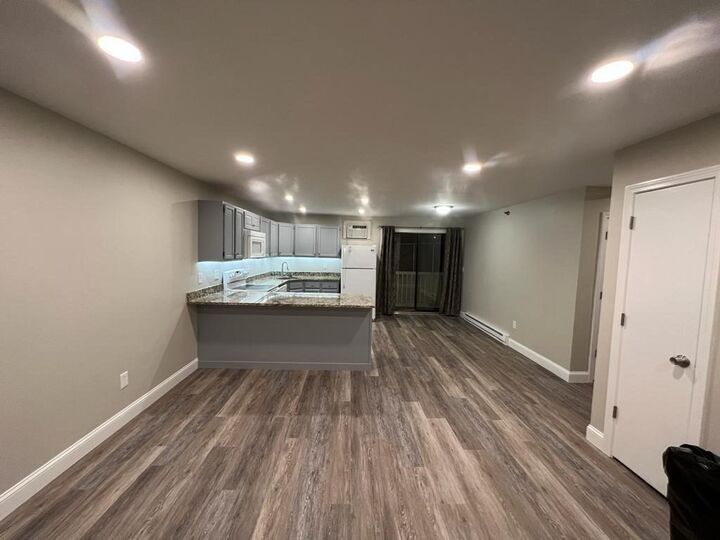 Property Photo:  71 Edgeworth St 15  MA 01605 