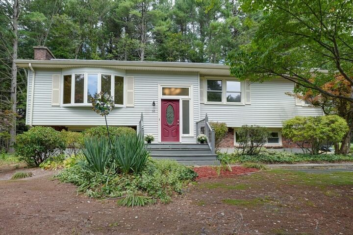 56 Oakvale Rd  Framingham MA 01701 photo
