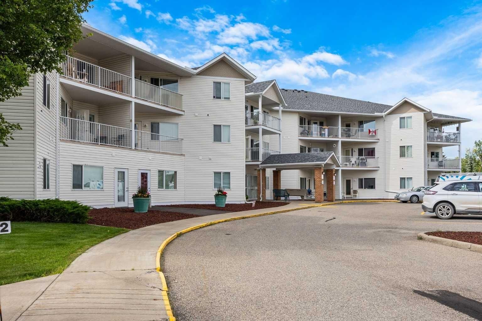 Property Photo:  3 Parklane Way 307  AB T1P 1N6 