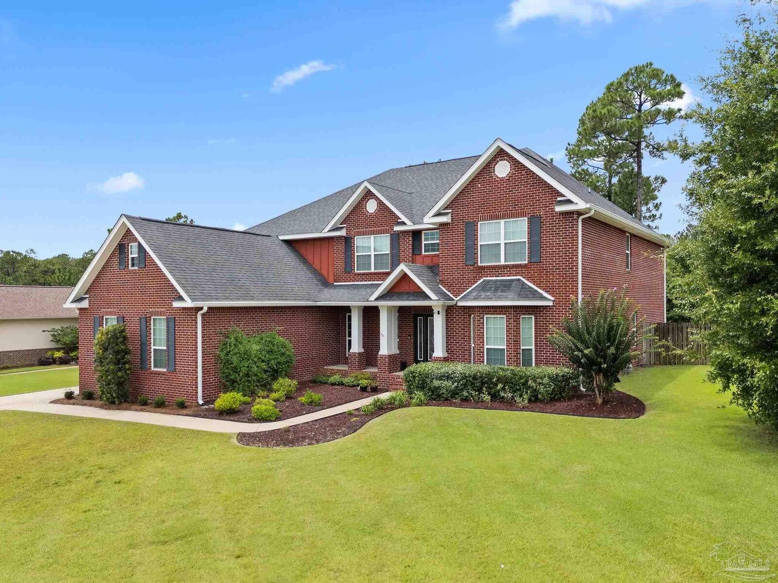 Property Photo:  8915 Salt Grass Dr  FL 32526