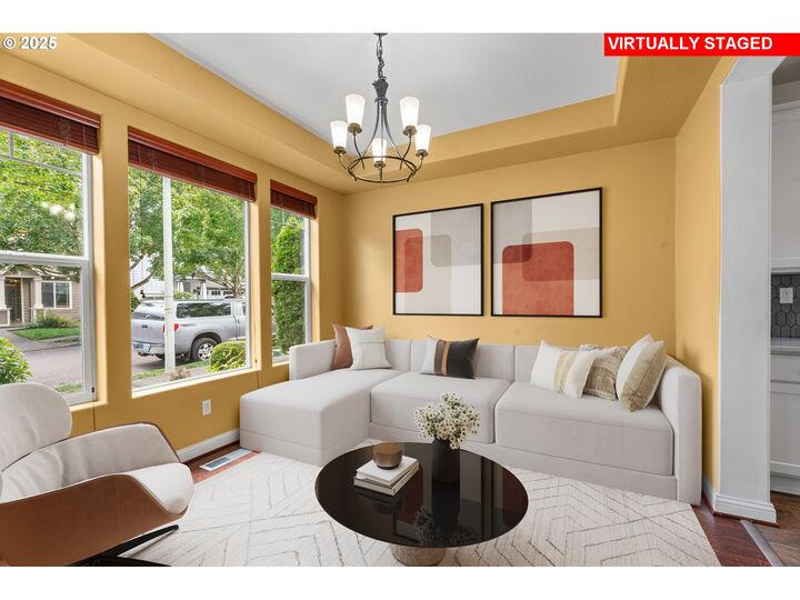 Property Photo: 839 SW Grant Way OR 97060