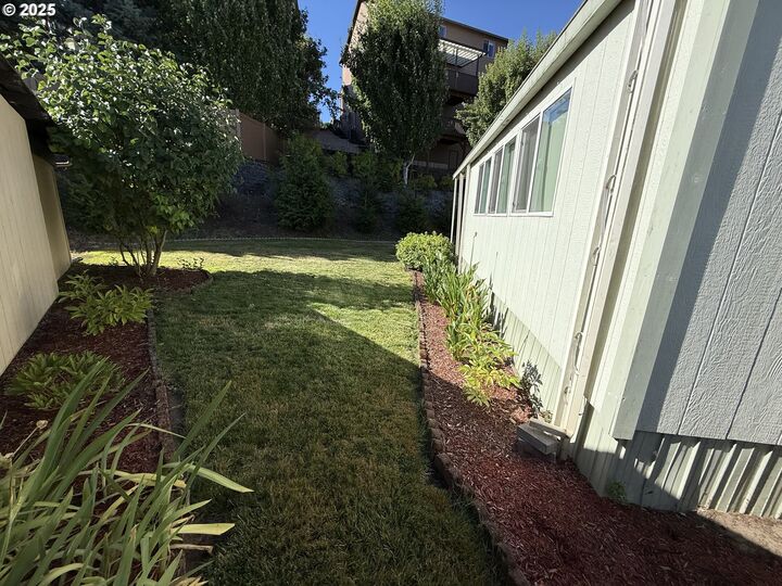 Property Photo:  1709 NE 78th St  WA 98665 